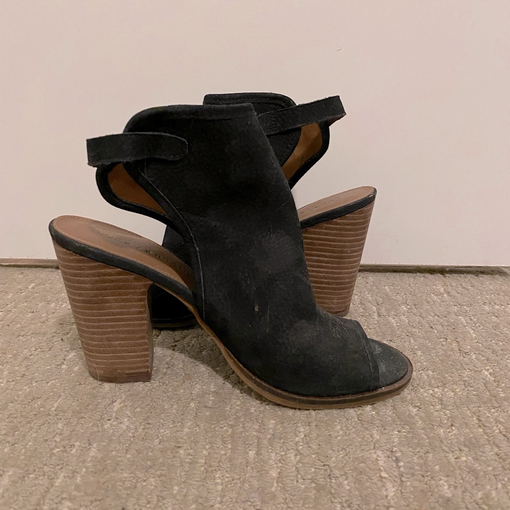 Heeled open toe booties - Picture 3 of 3
